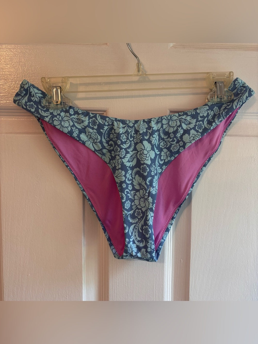 Roxy Blue Floral Bikini Swim Bottoms Pink Lined Women's Large